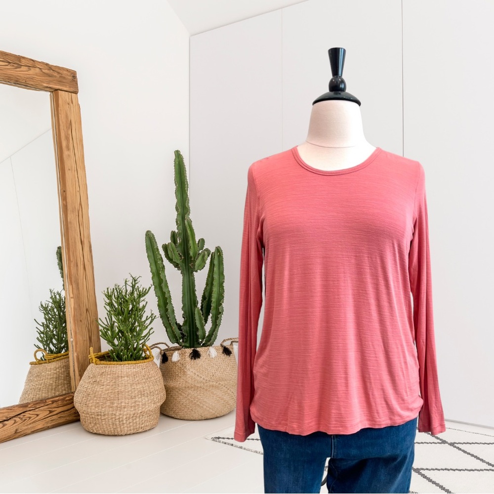 All In Motion Long Sleeve Twist Keyhole Back Top